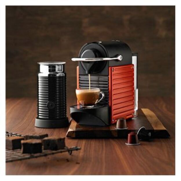 NESPRESSO coffee machine Pixie C61 Red